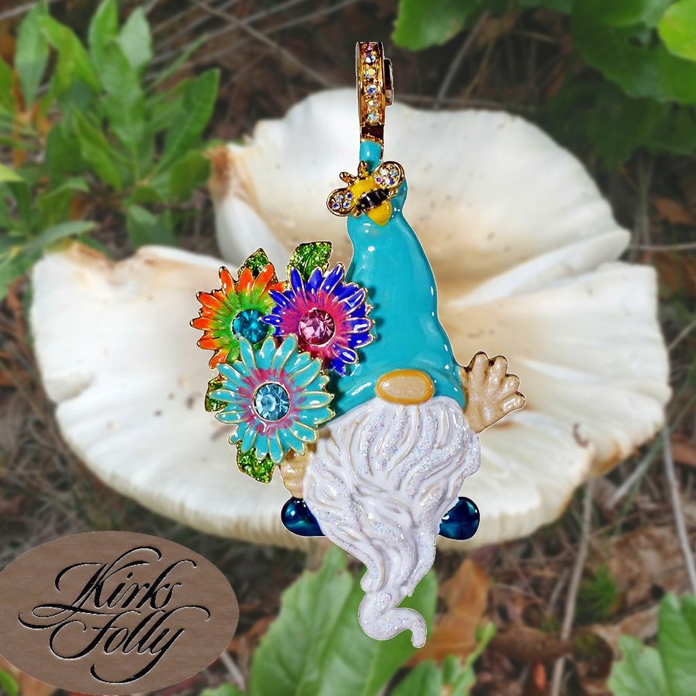 🧝‍♂️Kirks Folly 𝐅𝐑𝐄𝐃𝐃𝐘 FLOWER GNOME Magnetic Enhancer Pendant Goldtone
